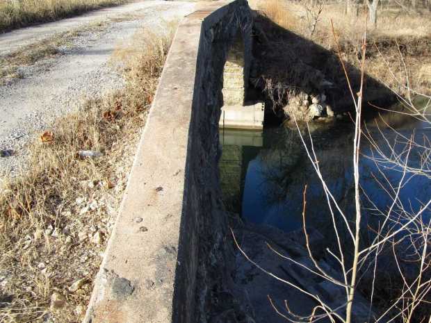 Main Arch Fromm Bridge