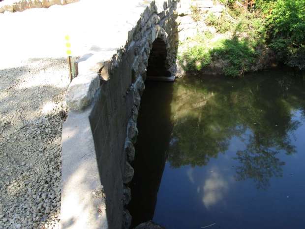 Upstream face Wilson Bridge