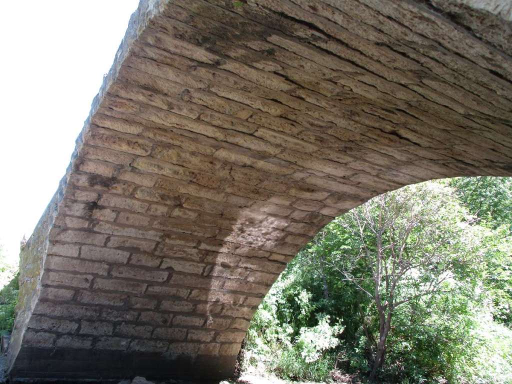 Arch of the NW130th Henry Creek Bridge
